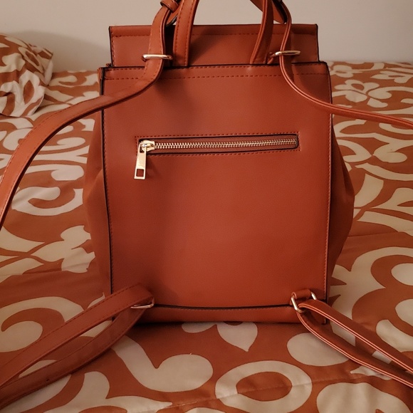 Tan Backpack - Picture 4 of 5